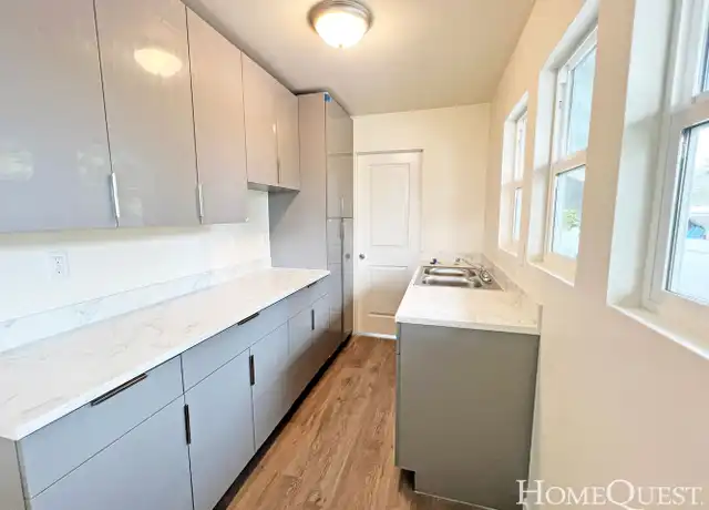 Property at 343 Maluniu Ave, Kailua, HI, 96734, 2 beds, 1 bath, [object Object]