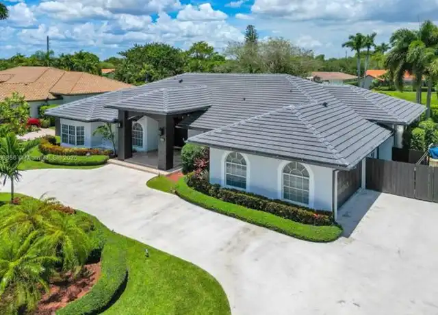 Property at 8317 SW 84th Ter, Miami, FL, 33143, 5 beds, 5 baths, [object Object]