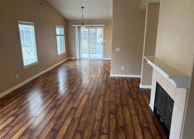 Photo of 1492 Goldeneagle Dr, Corona, CA 92879