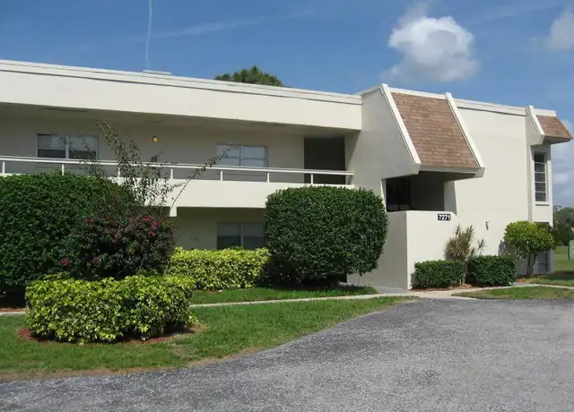 Property at 7271 W Country Club Dr N #121, Sarasota, FL, 34243, 2 beds, 2 baths, [object Object]