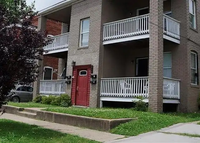 Property at 816 W 38th St Unit 4, Norfolk, VA, 23508, 2 beds, 1 bath, [object Object]