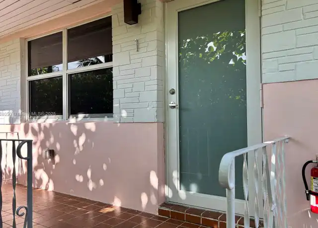 Property at 424 NE 64th St Unit 1, Miami, FL, 33138, 1 bed, 1 bath, [object Object]