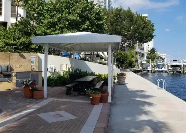 Property at 1915 Brickell Ave Unit C405, Miami, FL, 33129, 1 bed, 1.5 baths, [object Object]