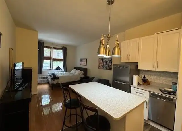 Property at 531 E 87th St, New York, NY, 10128, 0 beds, 1 bath, [object Object]