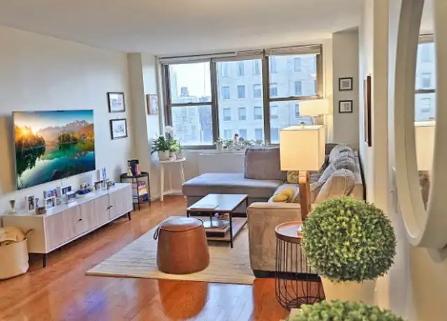 Property at 301 E 79th St Unit 35D, New York, NY, 10075, 1 bed, 1 bath, [object Object]