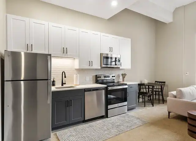 Property at Textile Apartments - 205 W 4th St, Cincinnati, OH, 45202, 1-2 bed, 1-2 bath, [object Object]