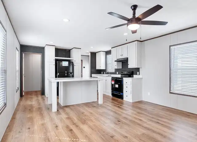 Property at 116 Norene St Unit NO116, Conroe, TX, 77301, 3 beds, 2 baths, [object Object]
