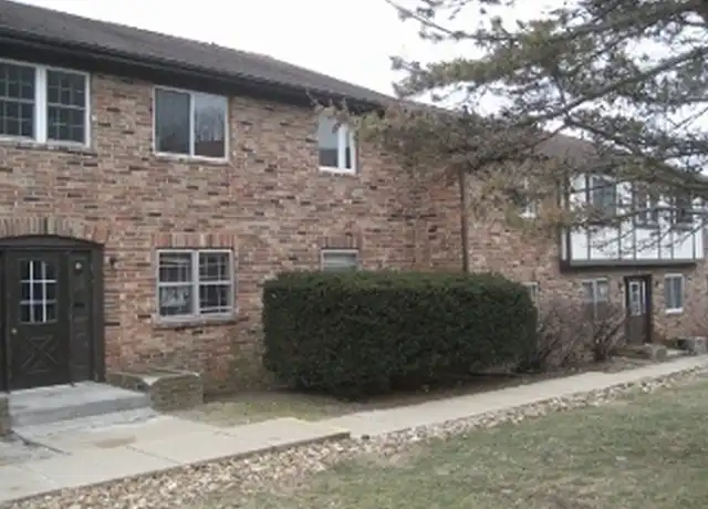 Property at 407 21st Avenue Pl, Coralville, IA, 52241, 2 beds, 1 bath, [object Object]