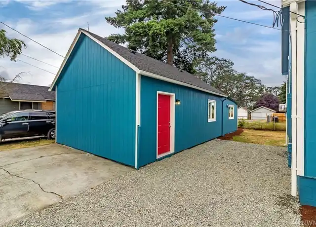 Property at 3114 S 56th St, Tacoma, WA, 98409, 2 beds, 1 bath, [object Object]