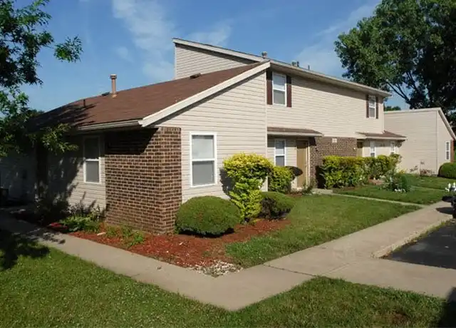 Property at 1315 E 89th St Unit 103, Kansas City, MO, 64131, 3 beds, 1.5 baths, [object Object]