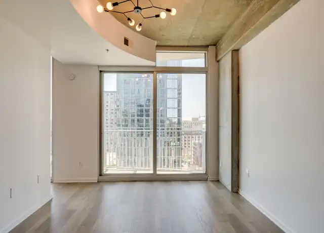 Property at 415 Church St #1304, Nashville, TN, 37219, 1 bed, 1 bath, [object Object]