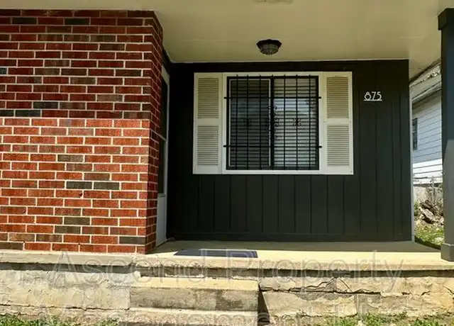 Property at 875 N Chamberlain Ave, Chattanooga, TN, 37406, 2 beds, 1 bath, [object Object]
