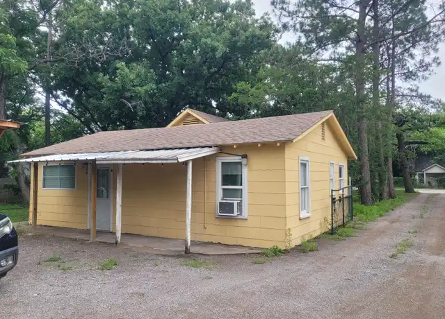 Property at 1209 Kings Hwy Unit B, Fort Worth, TX, 76117, 1 bed, 1 bath, [object Object]
