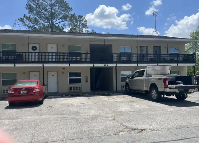 Property at 988 SW Arlington Blvd Unit 104, Lake City, FL, 32025, 1 bed, 1 bath, [object Object]