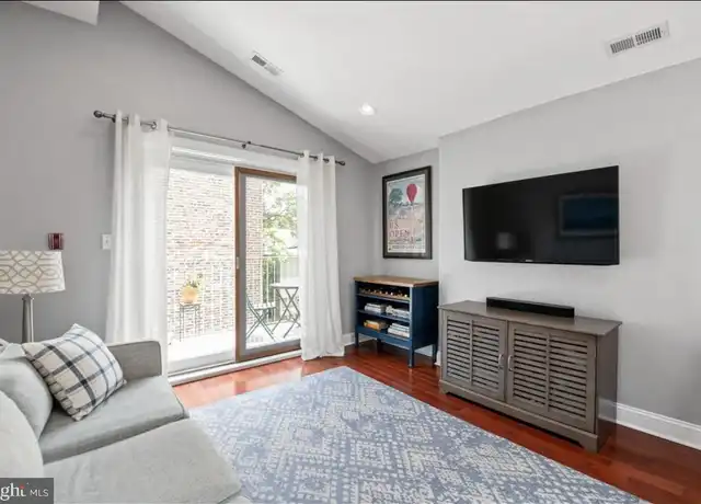 Property at 603 N 16th St #3, Philadelphia, PA, 19130, 2 beds, 1 bath, [object Object]