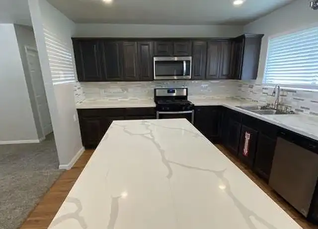 Property at 10 Ferguson St, Baytown, TX, 77520, 3 beds, 2 baths, [object Object]