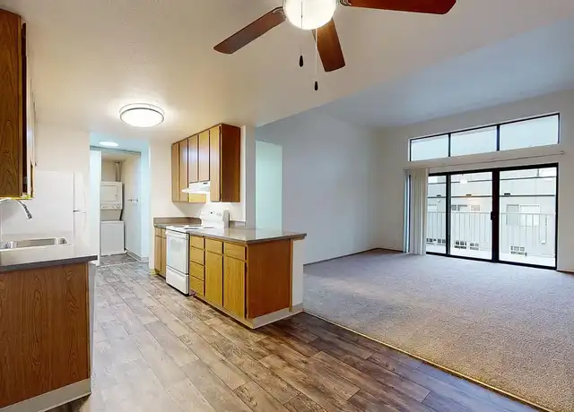 Property at Lakeview Court - 1903 NE 85th St, Seattle, WA, 98115, 2 beds, 1 bath, [object Object]