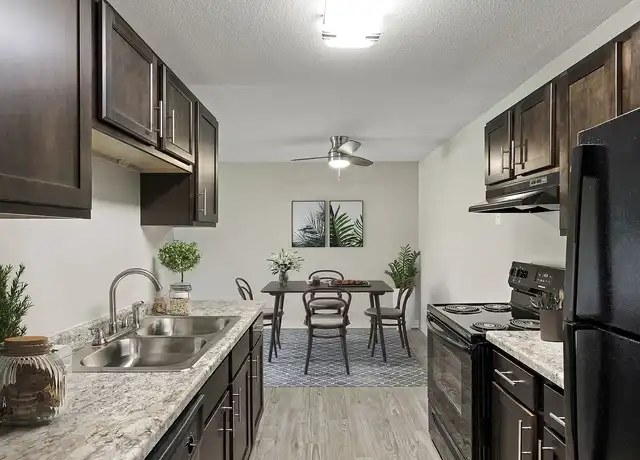 Property at Bradley House Apartments - 2150 Wilson Ave, Saint Paul, MN, 55119, 1-2 bed, 1 bath, [object Object]