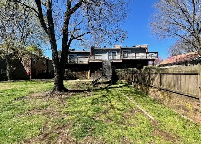 Property at 280 S Hill Ave Unit B201, Fayetteville, AR, 72701, 1 bed, 1 bath, [object Object]