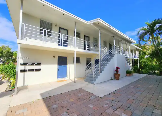 Property at 331 Walton Blvd Unit 2, West Palm Beach, FL, 33405, 2 beds, 1 bath, [object Object]