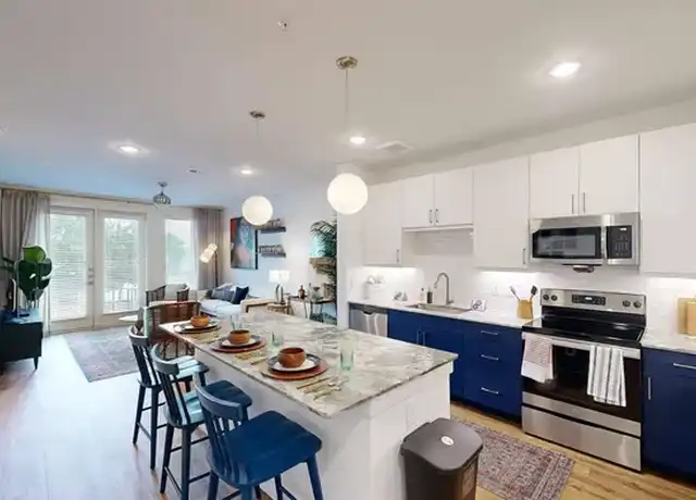 Property at 2713 W T C Jester Blvd, Houston, TX, 77092, 1 bed, 1 bath, [object Object]