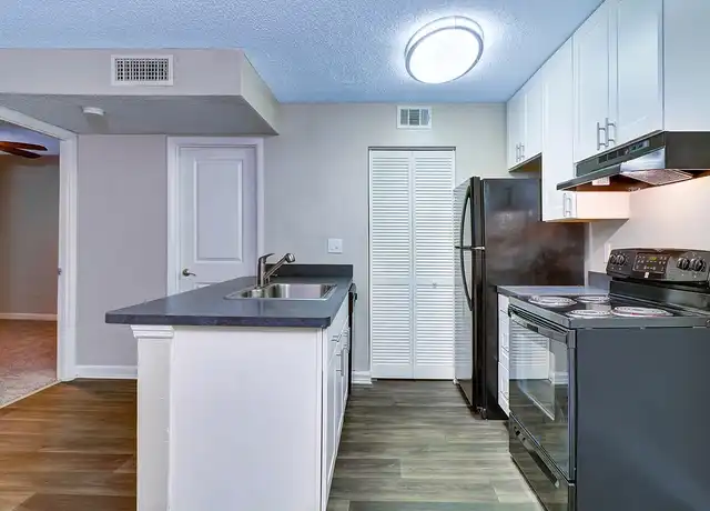Property at The Ava Apartments - 4902 N Macdill Ave, Tampa, FL, 33614, 1 bed, 1 bath, [object Object]