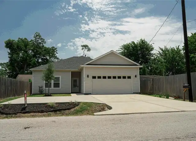 Property at 5518 Beall St, Houston, TX, 77091, 3 beds, 2.5 baths, [object Object]