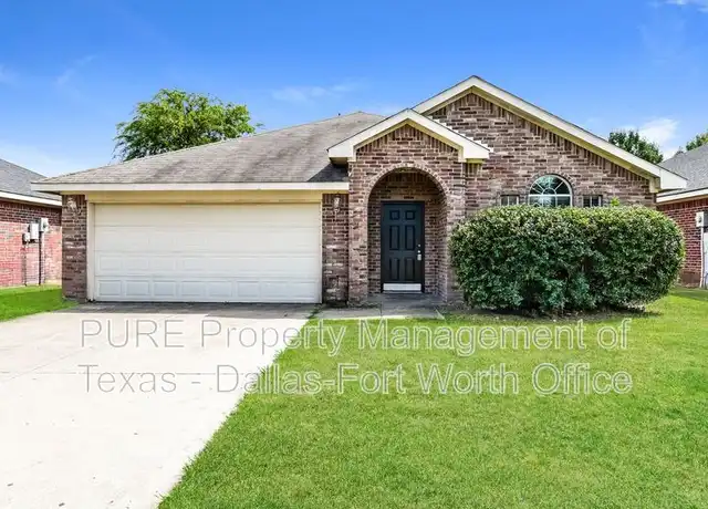 Property at 117 Arrowhead Dr, Greenville, TX, 75402, 4 beds, 2 baths, [object Object]