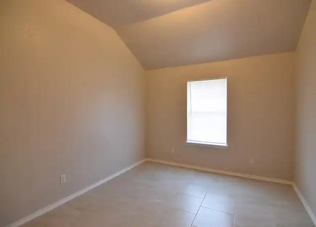 Property at 4001 Eula Bea Ct Unit B, Killeen, TX, 76549, 3 beds, 2 baths, [object Object]