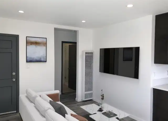 Property at 5960 Guthrie Ave, Los Angeles, CA, 90034, 3 beds, 2 baths, [object Object]