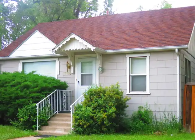 Property at 1916 W Platte Ave, Colorado Springs, CO, 80904, 3 beds, 1 bath, [object Object]