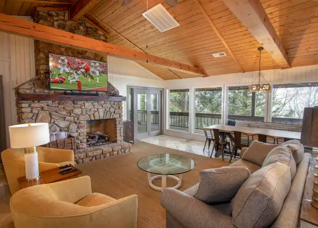 Property at 128 Windy Knob Trl, Seven Devils, NC, 28604, 4 beds, 3 baths, [object Object]