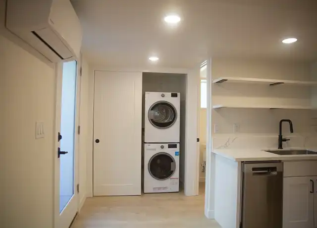 Property at 7016 N Atlantic Ave Unit B, Portland, OR, 97217, 0 beds, 1 bath, [object Object]