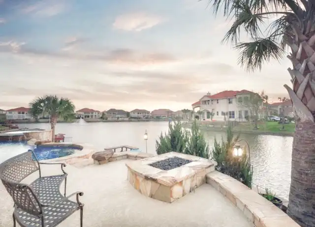 Property at 18422 Windsor Lakes Dr, Houston, TX, 77094, 6 beds, 4 baths, [object Object]