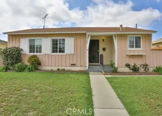 Property at 15307 Studebaker Rd, Norwalk, CA, 90650, 3 beds, 2 baths, [object Object]