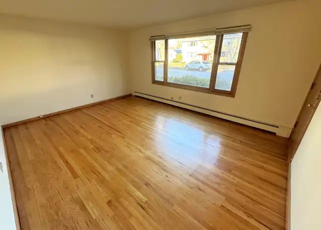 Property at 321 Pawling St Unit 2, Madison, WI, 53704, 2 beds, 1 bath, [object Object]