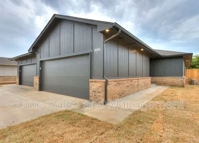 Property at 10908 Oak Hollow Dr, Oklahoma City, OK, 73162, 3 beds, 2 baths, [object Object]