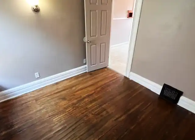Property at 305 14th St unit LF Lower, Buffalo, NY, 3 beds, 1 bath, [object Object]