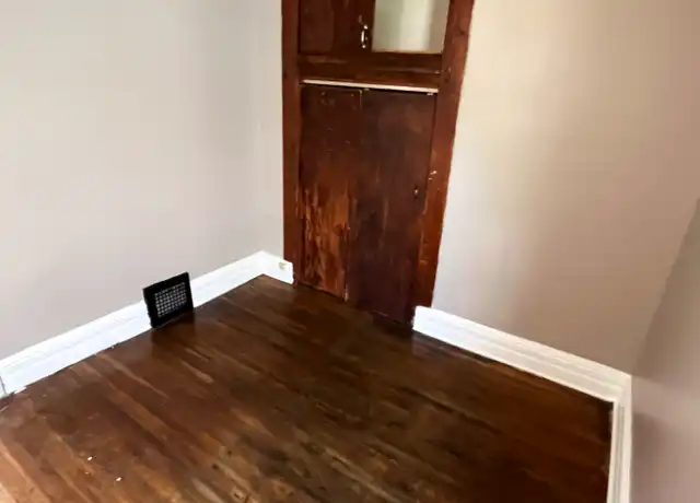 Property at 305 14th St unit LF Lower, Buffalo, NY, 3 beds, 1 bath, [object Object]