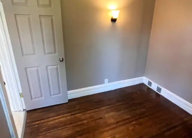 Property at 305 14th St unit LF Lower, Buffalo, NY, 3 beds, 1 bath, [object Object]