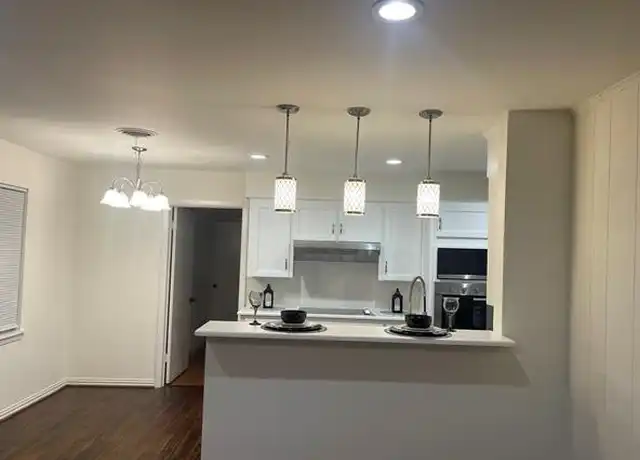 Property at 10907 Marsh Ln, Dallas, TX, 75229, 4 beds, 2 baths, [object Object]