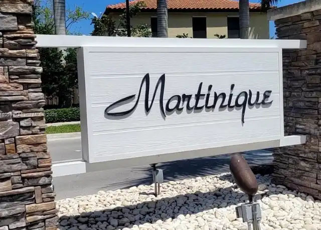 Property at 443 SE 32nd Ter, Homestead, FL, 33033, 3 beds, 2.5 baths, [object Object]