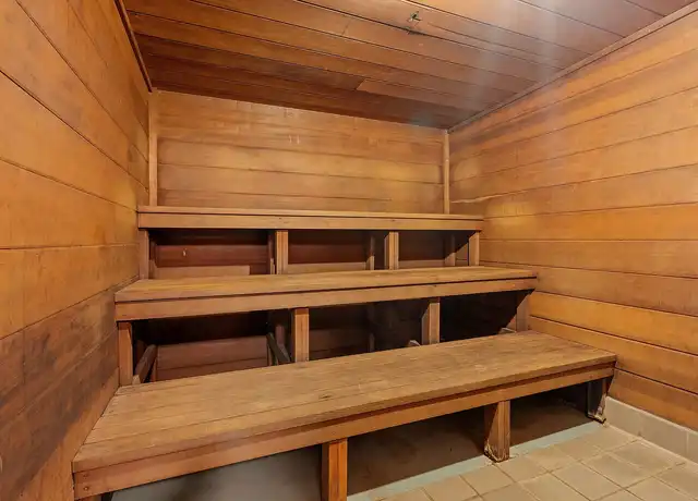 Property at Oakwood Court Apartments - 1821 15th Ave SE, Saint Cloud, MN, 56304, 2 beds, 1 bath, [object Object]