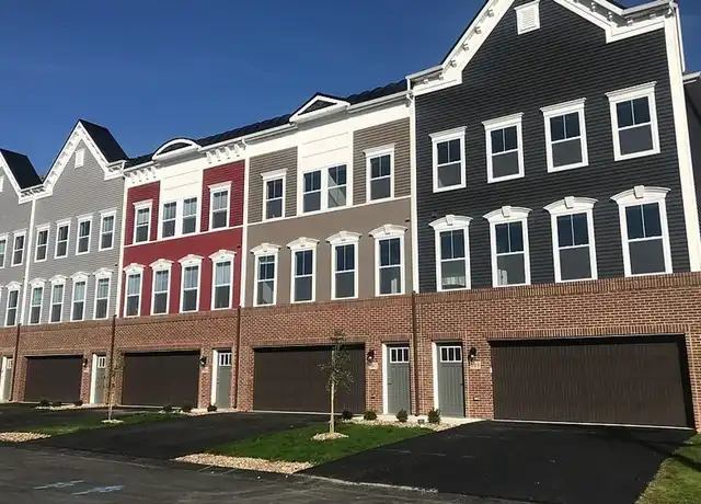 Property at 105 Loubell Dr Unit 105, Canonsburg, PA, 15317, 3 beds, 2.5 baths, [object Object]