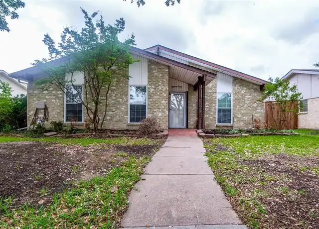 Property at 1840 Paxton Dr, Carrollton, TX, 75007, 3 beds, 2 baths, [object Object]