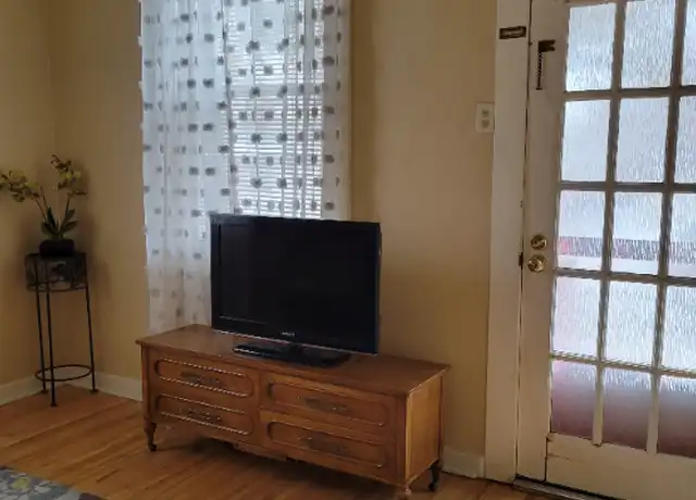 Property at 135 La Rue Ave, Reno, NV, 89509, 2 beds, 1 bath, [object Object]