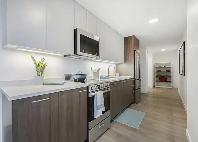 Photo of 415 Massachusetts Ave, Cambridge, MA 02139