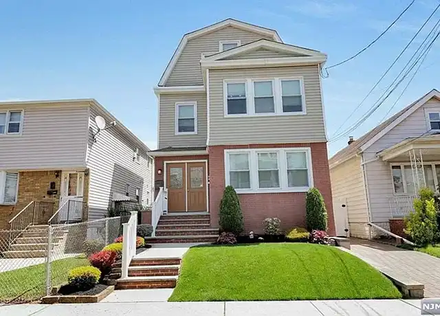 Property at 430 Highland Ave Unit 2, Kearny, NJ, 07032, 3 beds, 1 bath, [object Object]