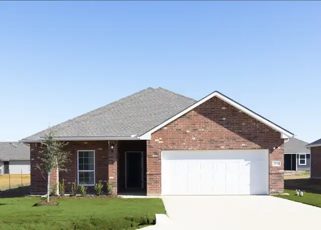 Property at 636 E Harvey Ave, Fort Worth, TX, 76104, 3 beds, 2 baths, [object Object]
