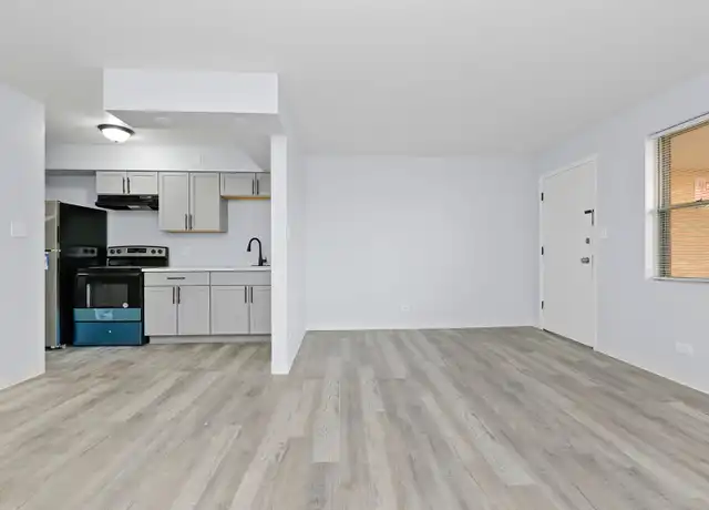 Property at 7931 S Kedzie Ave Unit 79315, Chicago, IL, 60652, 1 bed, 1 bath, [object Object]